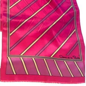 Oscar de la Renta fushia purple gold silk scarf